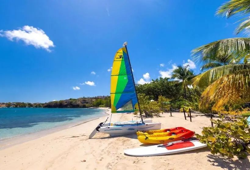 هتل Lance Aux Epines Cottages