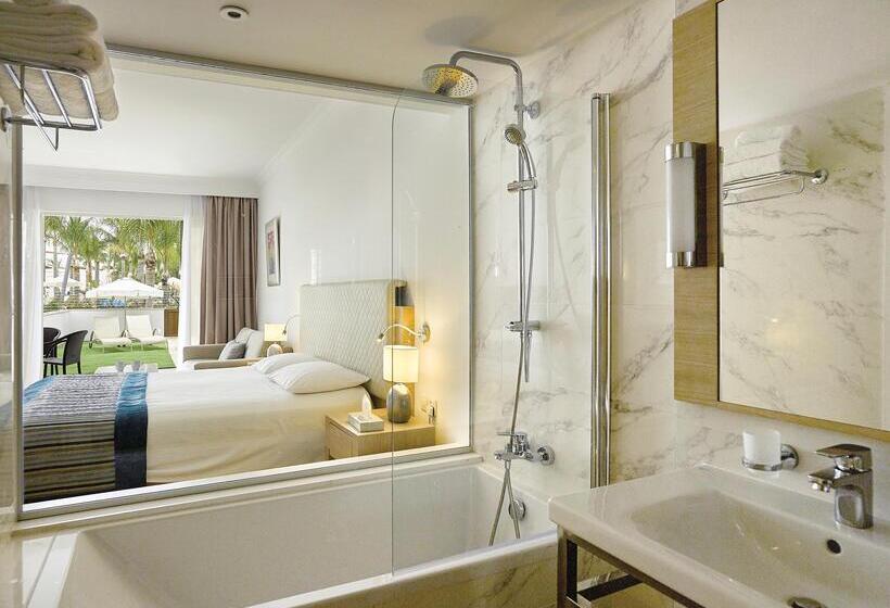 ホテル Olympic Lagoon Resort Ayia Napa