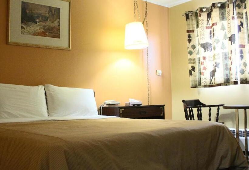 فندق Travellers Inn