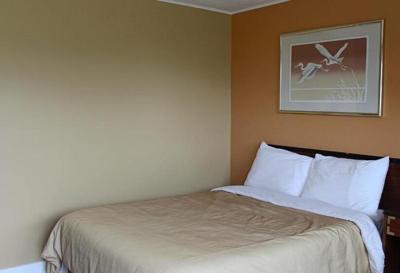 فندق Travellers Inn