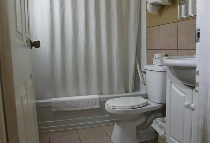 ホテル Travellers Inn