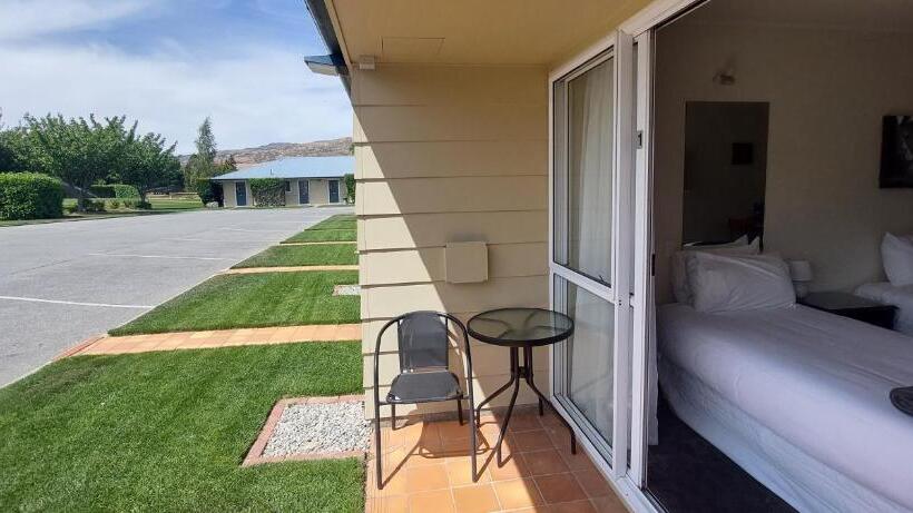 Lake Dunstan Motel
