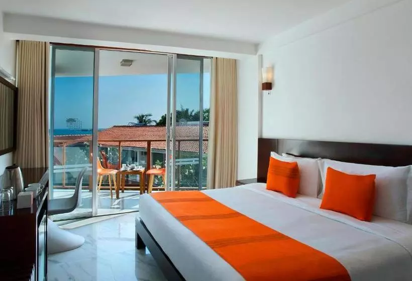 리조트 Calamander Unawatuna Beach