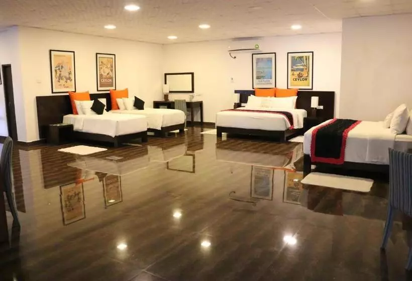 리조트 Calamander Unawatuna Beach