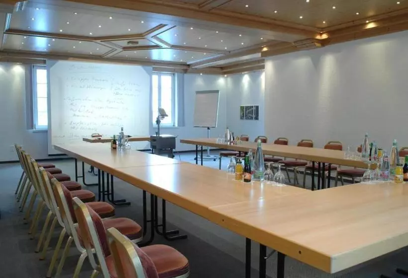 Romantik Hotel Zu Den Drei Sternen