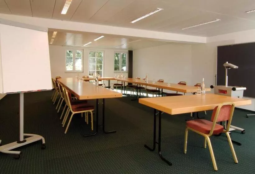 Romantik Hotel Zu Den Drei Sternen