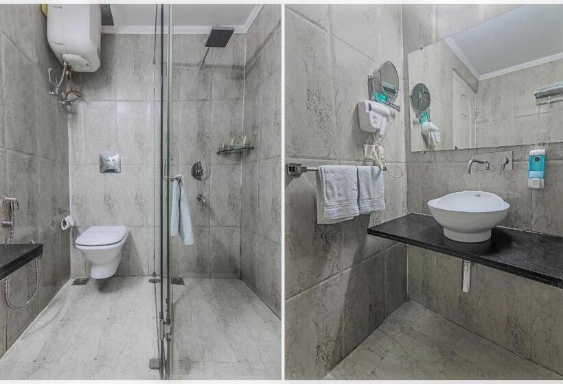 هتل Alpine Continental