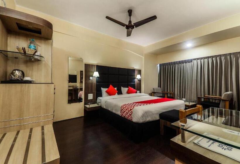 هتل Alpine Continental