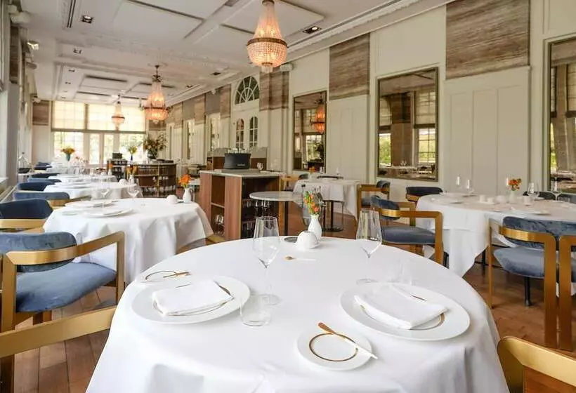 호텔 Central Park Voorburg   Relais & Chateaux
