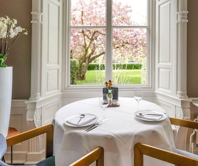 ホテル Central Park Voorburg   Relais & Chateaux