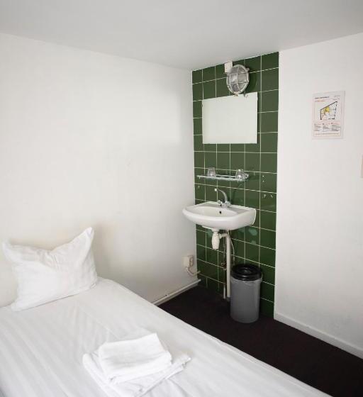 فندق Internationaal