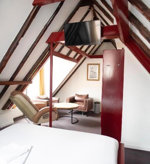 فندق Internationaal