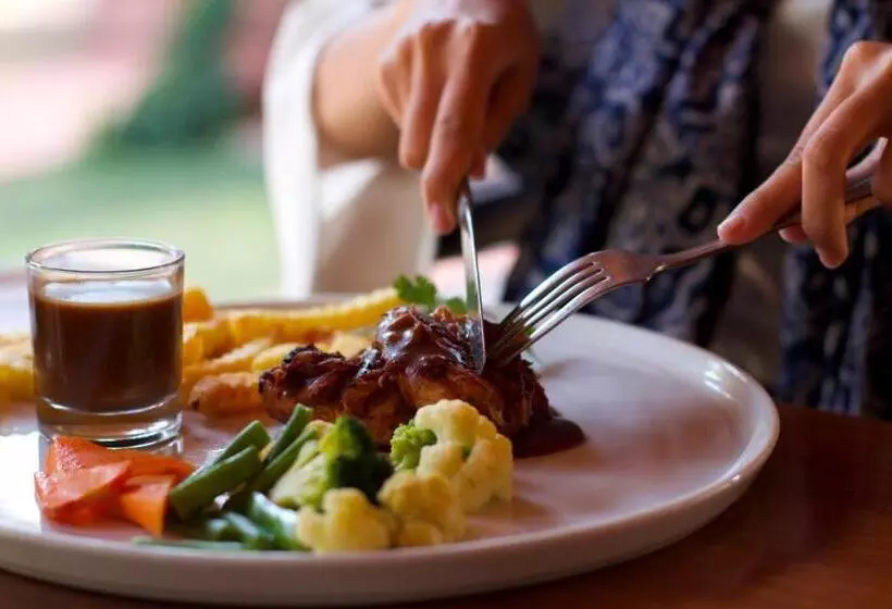 호텔 Puteri Gunung