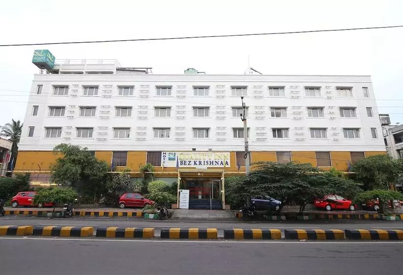 ホテル Quality Inn Bez Krishnaa