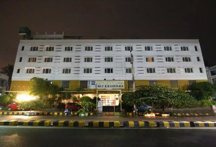 ホテル Quality Inn Bez Krishnaa
