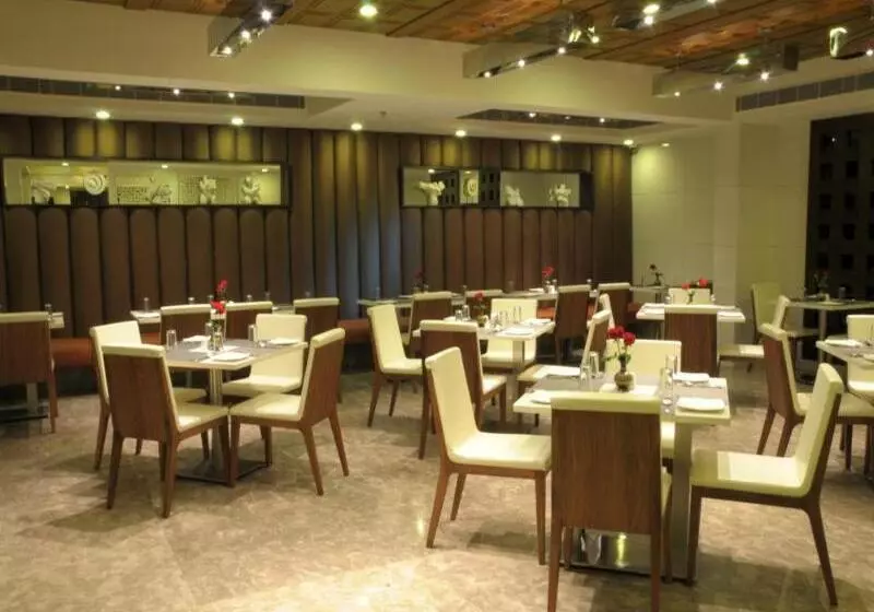 Hotelli Quality Inn Bez Krishnaa