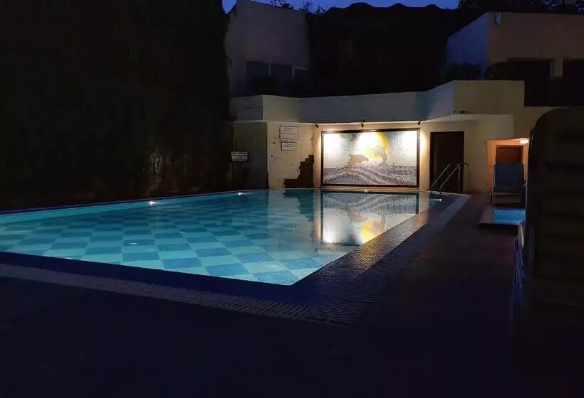 Rajdarshan   A Lake View Hotel In Udaipur