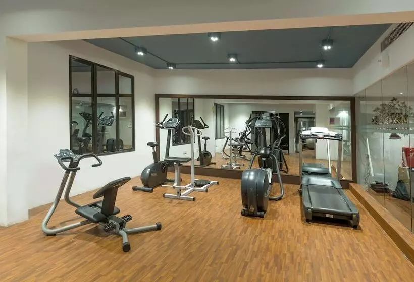 호텔 Regenta Central Deccan