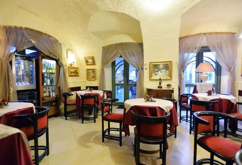 ホテル Senator Ház