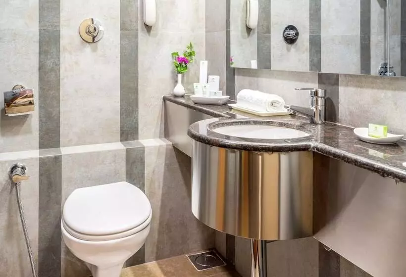 호텔 Treebo Ambassador