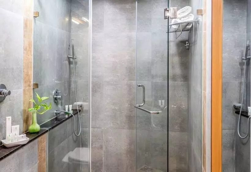 호텔 Treebo Ambassador