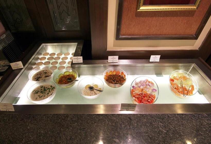 Taj Mahal Hotel Abids