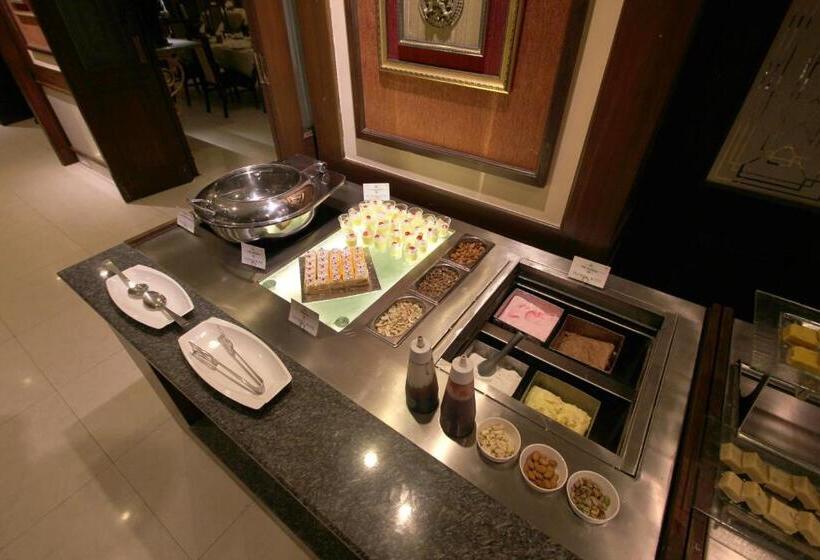 Taj Mahal Hotel Abids