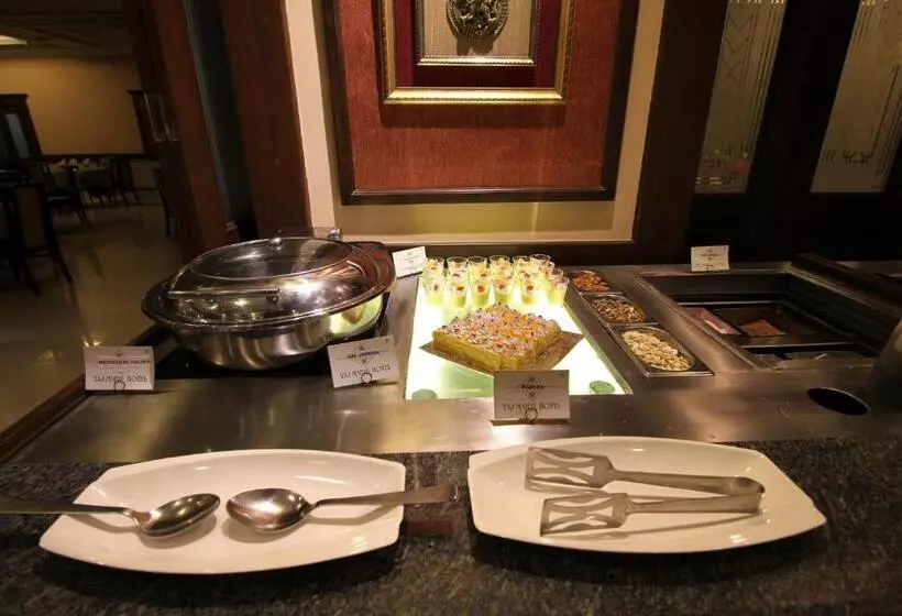 Taj Mahal Hotel Abids