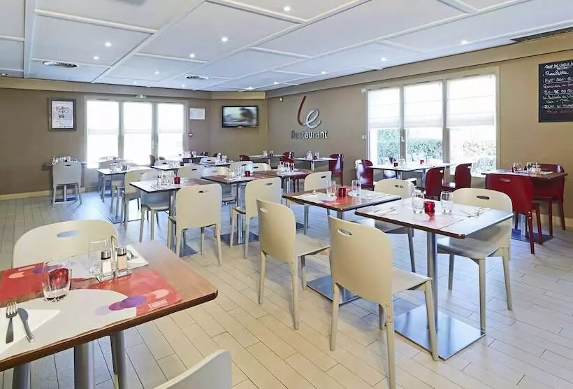 בית מלון כפרי Campanile Aix En Provence Est Meyreuil