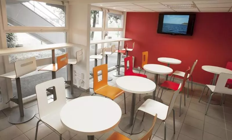 בית מלון כפרי Premiere Classe Grenoble Nord Moirans