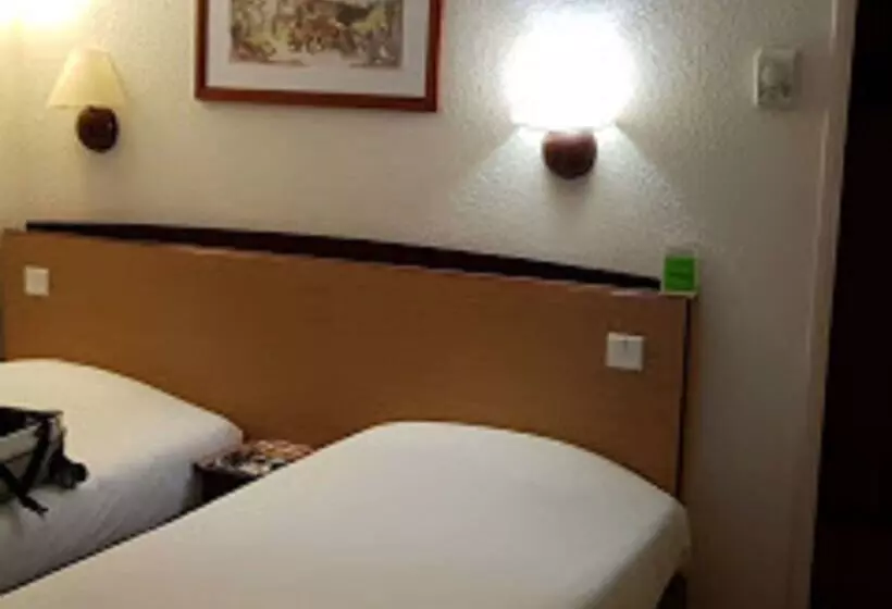 Отель Campanile Marmande