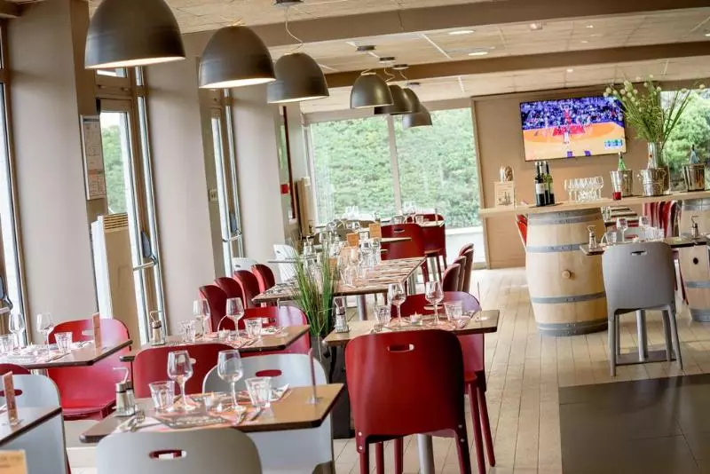 Отель Campanile Toulouse Purpan