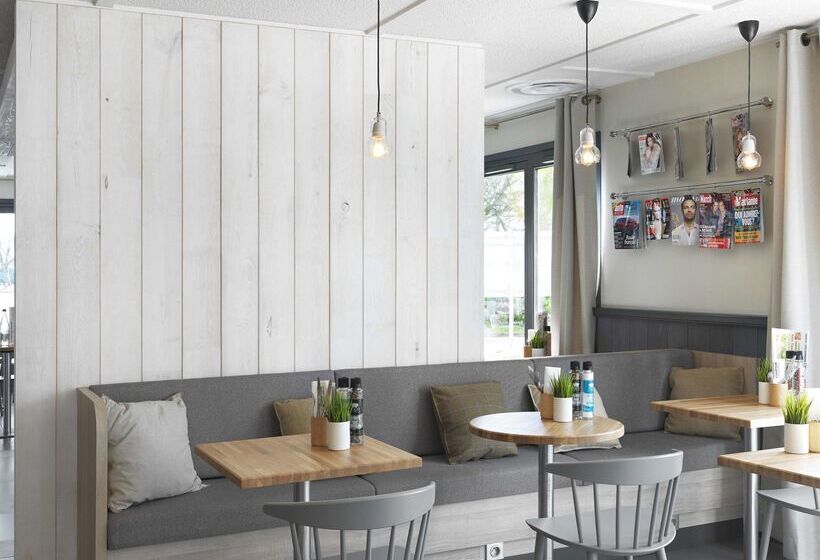 هتل Campanile Villepinte Parc Des Expositions