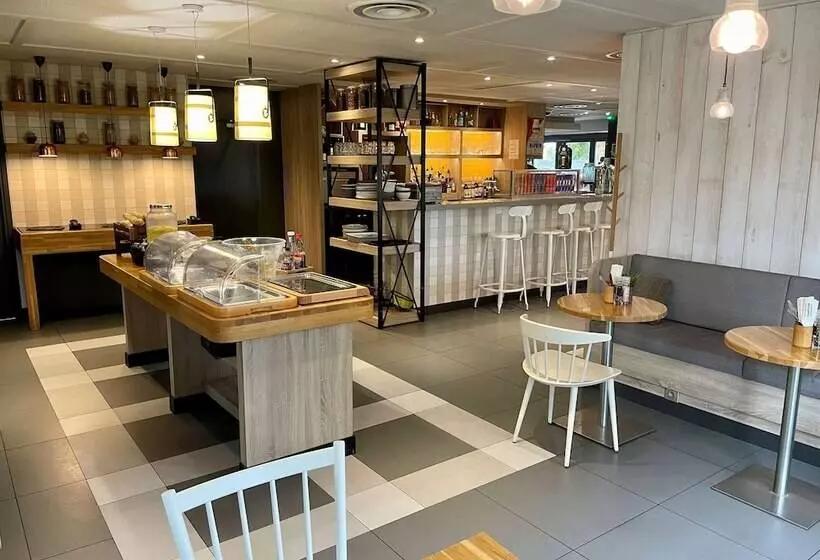 هتل Campanile Villepinte Parc Des Expositions