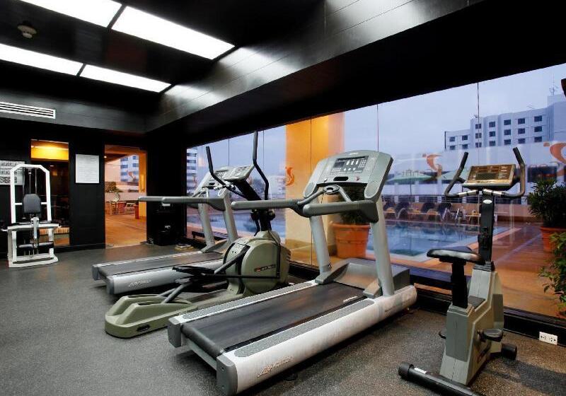 Centara Hotel Hat Yai