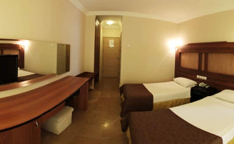 Hotel Club Munamar Beach Resort – All Inclusive