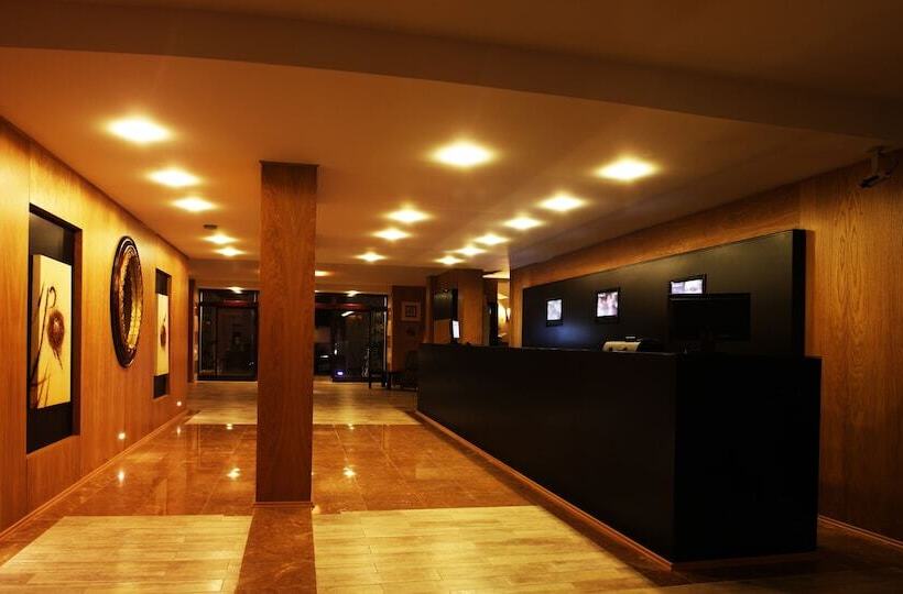 Hotel Club Munamar Beach Resort – All Inclusive