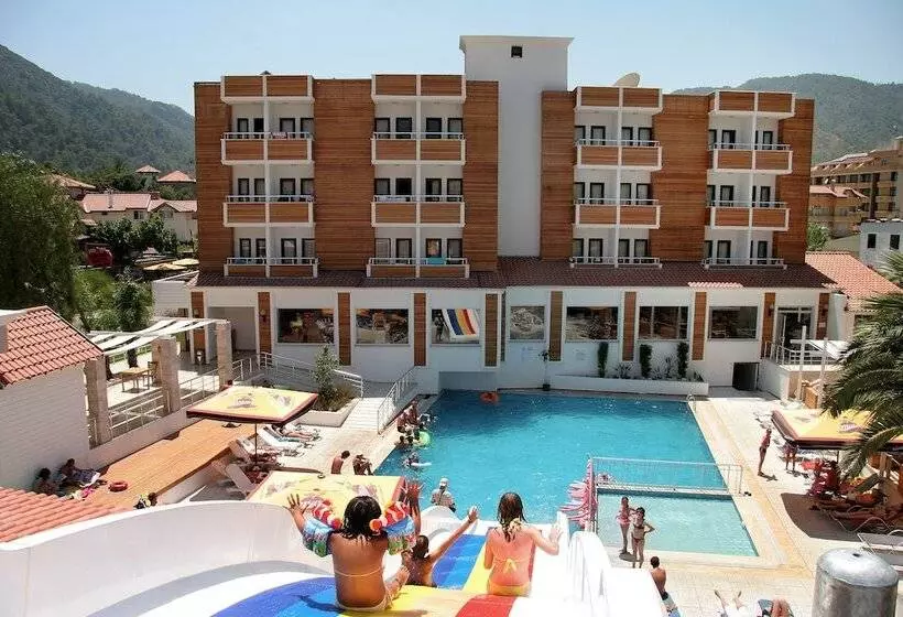 هتل Club Munamar Beach Resort – All Inclusive