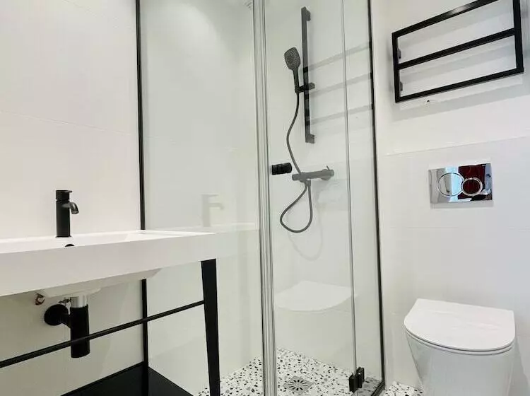 Hotelli Trendy Canettes