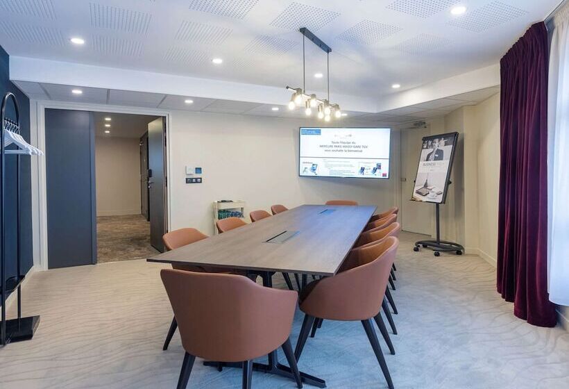 هتل Hôtel Mercure Paris Massy Gare Tgv