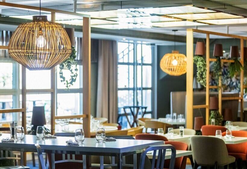 هتل Hôtel Mercure Paris Massy Gare Tgv