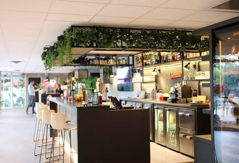 فندق Ibis Aubenas