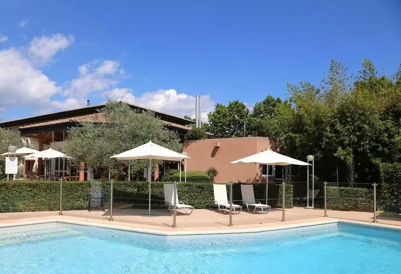 فندق Ibis Aubenas