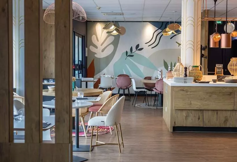 호텔 Ibis Issy Les Moulineaux  Val De Seine