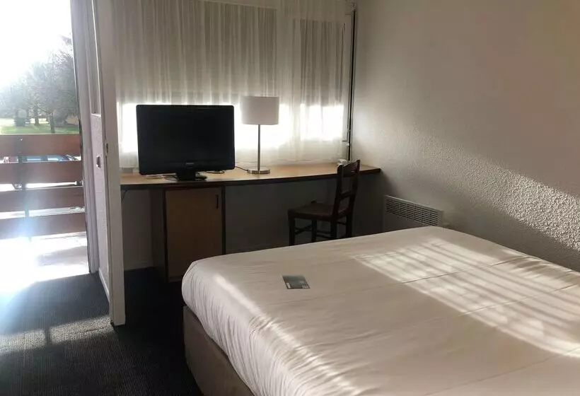 Отель Kyriad Niort   La Crèche