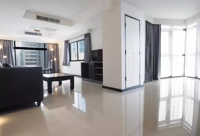 هتل Pinnacle Lumpinee Park