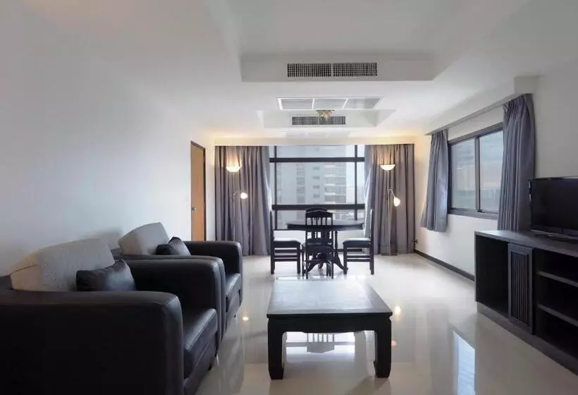 هتل Pinnacle Lumpinee Park