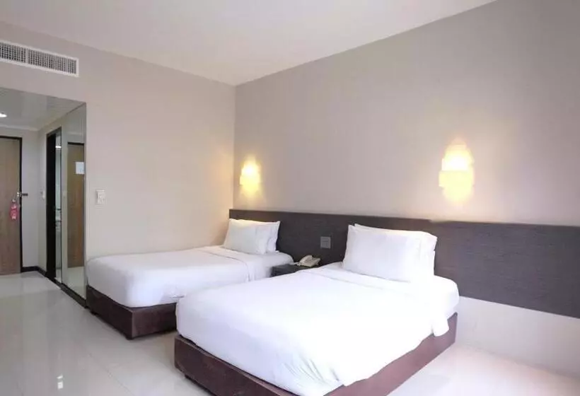 هتل Pinnacle Lumpinee Park