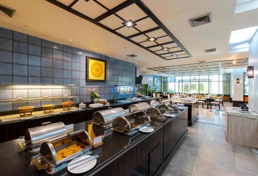 هتل Pinnacle Lumpinee Park