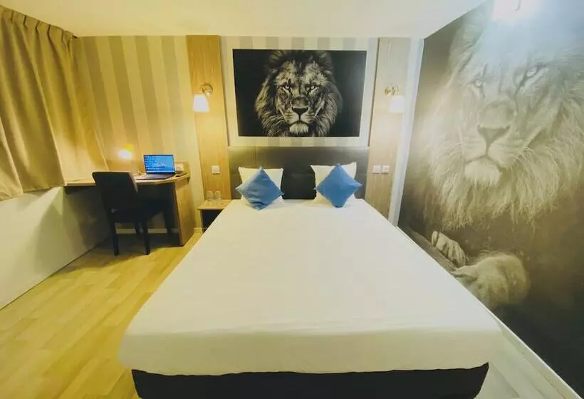 Hotel Rbx Roubaix Centre